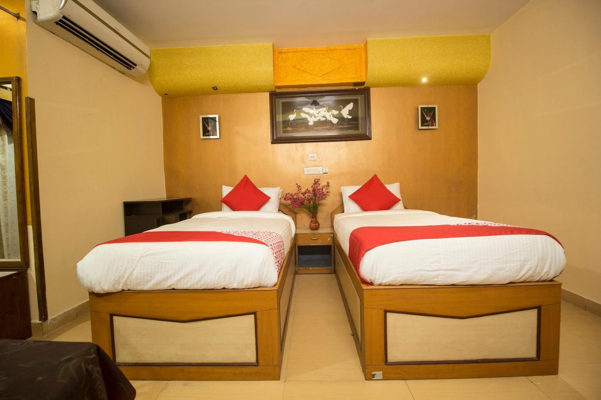 Hotel O Golden Moments Siliguri Zewnętrze zdjęcie