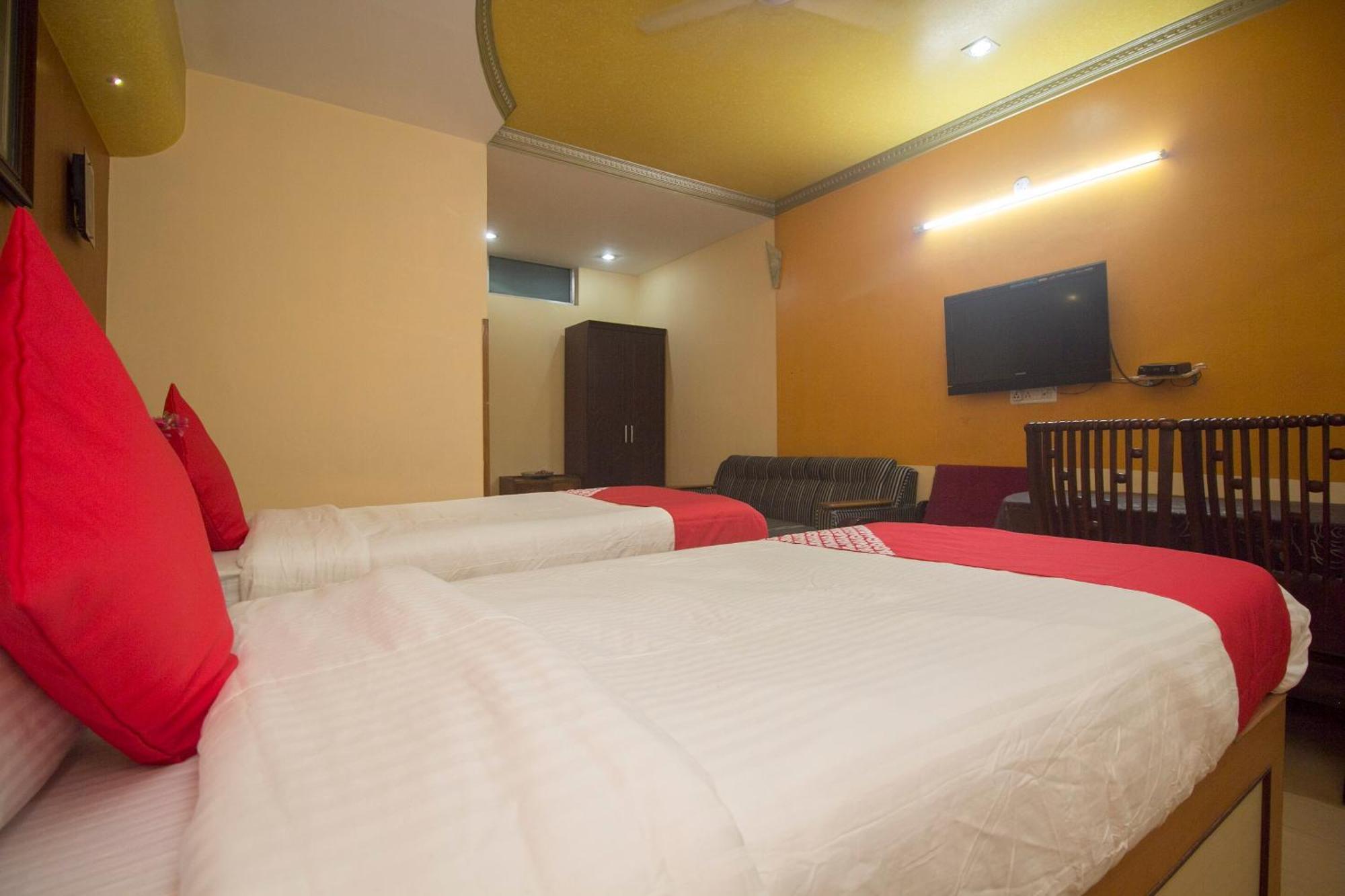 Hotel O Golden Moments Siliguri Zewnętrze zdjęcie